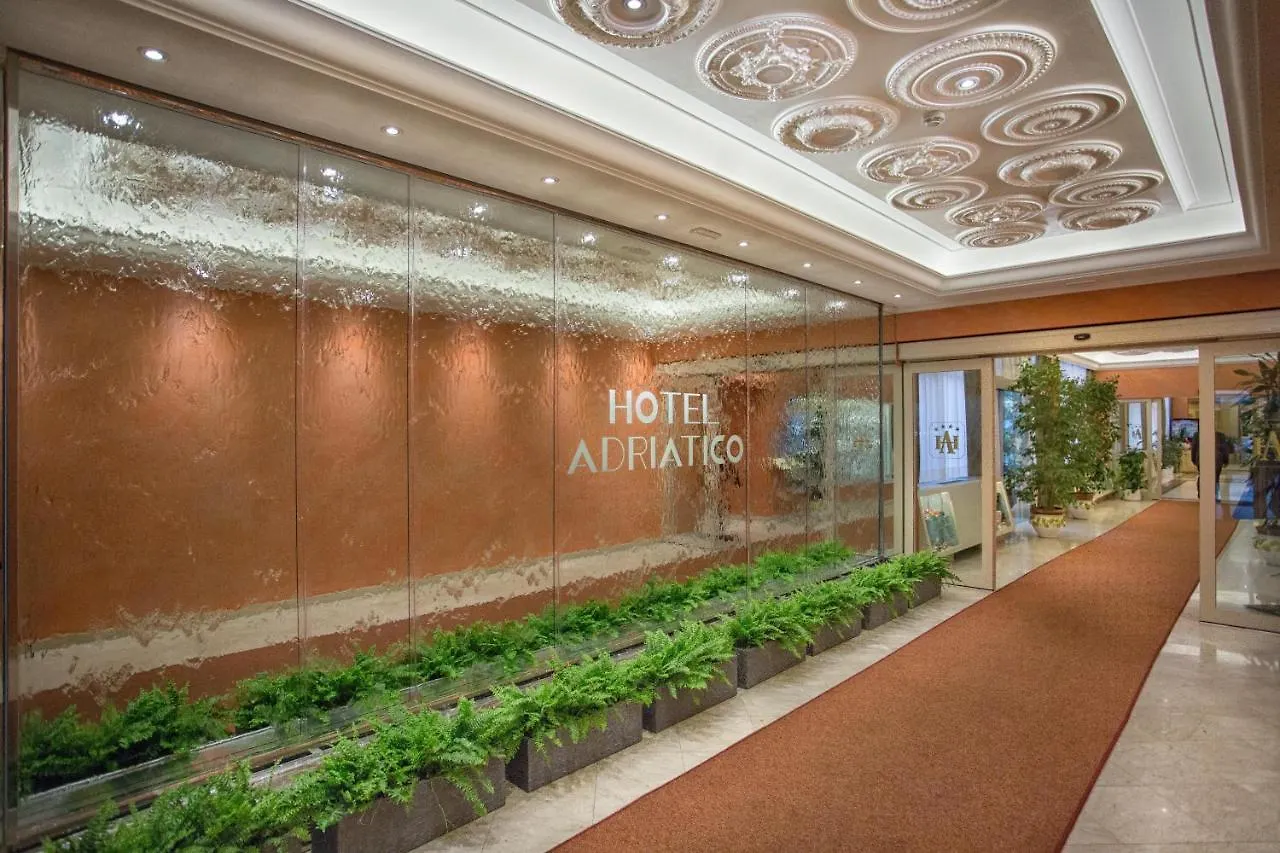 Grand Hotel Adriatico Florence 4*,