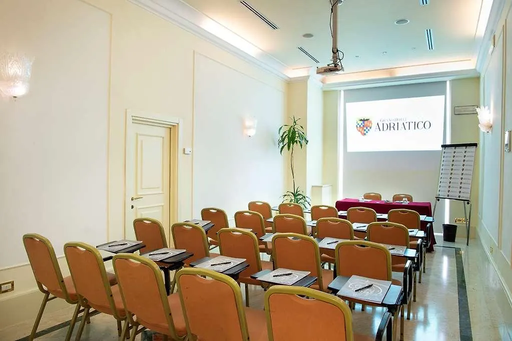 Grand Hotel Adriatico Флоренция 4*,  Италия